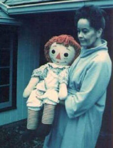 Korkunç Bebek Annabelle