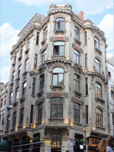 Ragıp Paşa Apartmanı